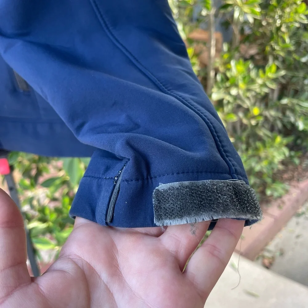 The North Face Navy Softshell‎ Jacket